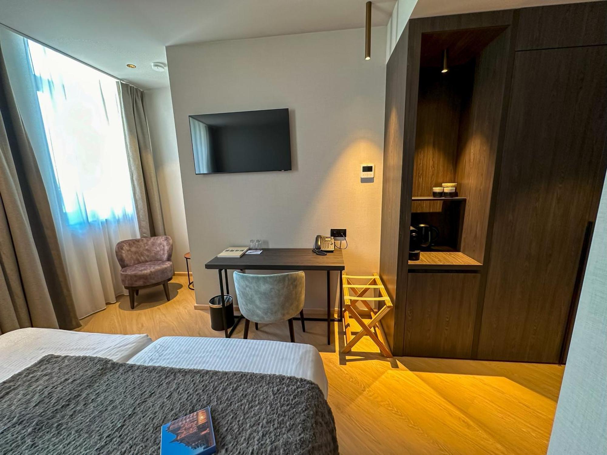 Hotel Villa Select เดอปาน ภายนอก รูปภาพ
